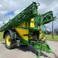 John Deere 840 Sprayer