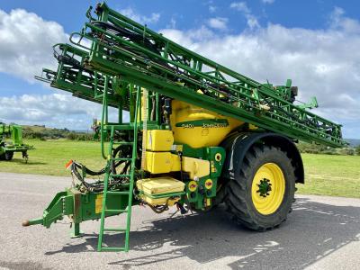 John Deere 840 Sprayer