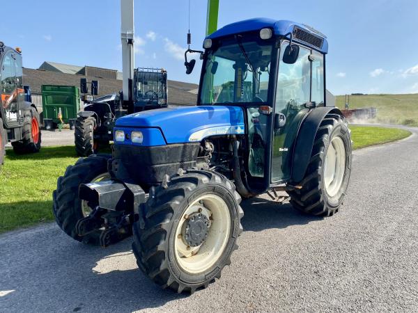 New Holland TN95F