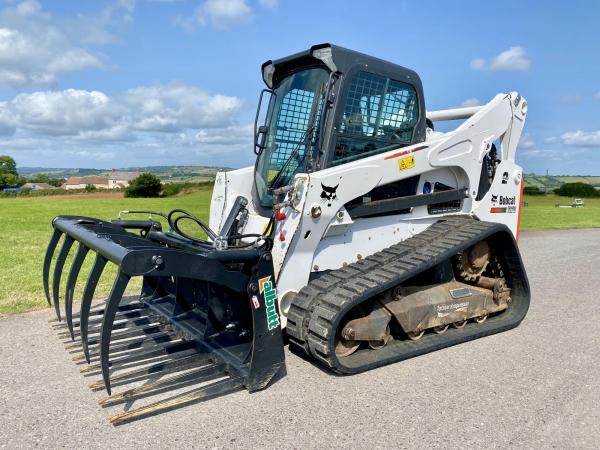 Bobcat T870